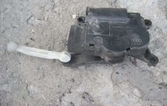 Volkswagen Multivan T6 Air flap motor/actuator 52411483