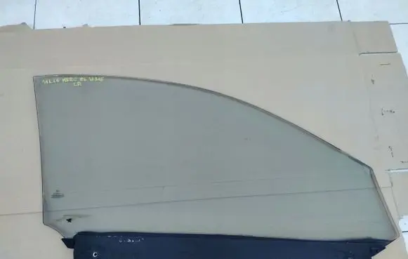 Mercedes-Benz CL C215 Front door window glass four-door 
