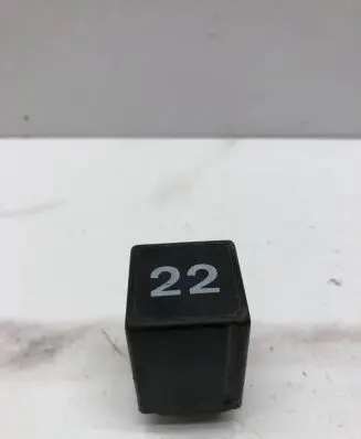 Audi A4 S4 B8 8K Other relay 431953231 71424 4DM00442002