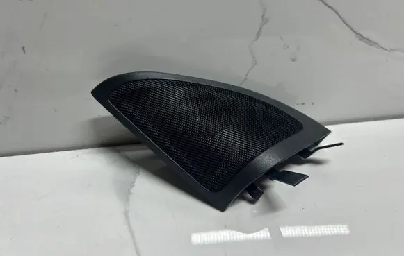 Mercedes-Benz A W176 Front door high frequency speaker A1767200111