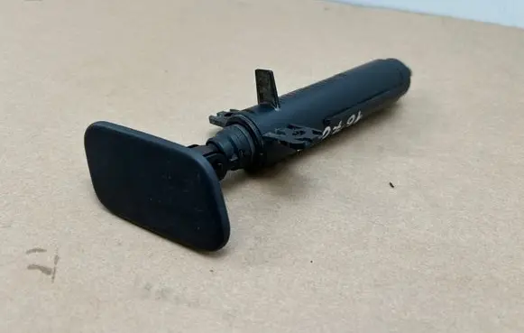 Peugeot 3008 I Headlight washer spray nozzle 9685172780 9685172680