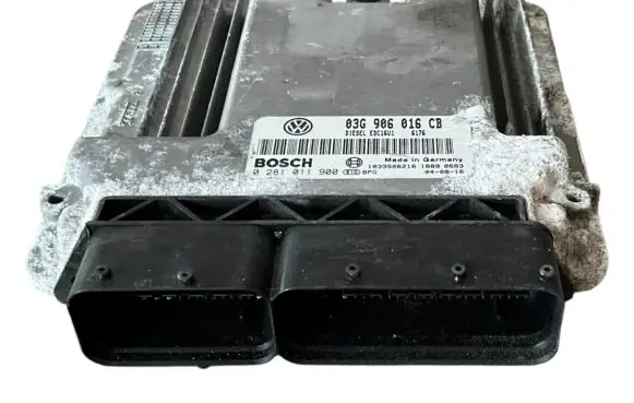 Volkswagen Golf V Engine control unit/module 03G906016CB 0281011900