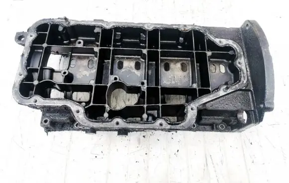 Oil sump
