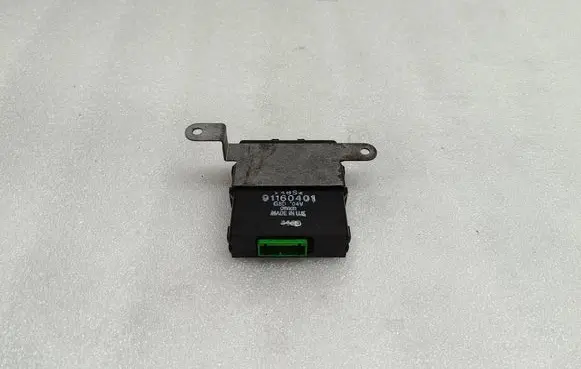 Opel Frontera B ABS relay 91160401 2423 G8D704V