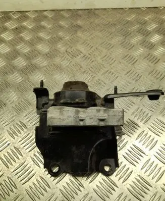Toyota Yaris Cross Engine mount bracket AVD2740