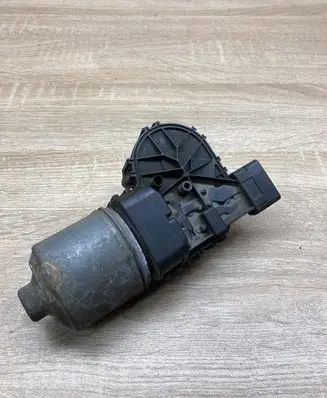 Peugeot 206 Wiper motor 0390241523