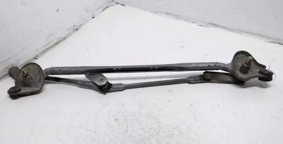 Pontiac Vibe Front wiper linkage 