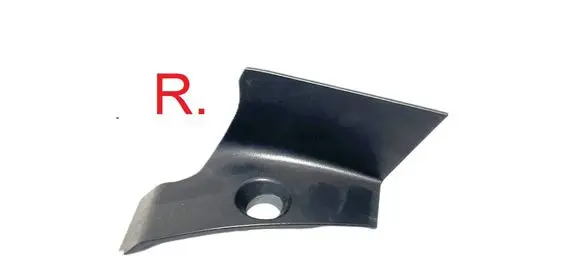 Rear/tail light trim molding