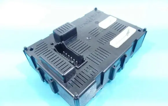 Nissan Note (E11) Central body control module 28119296-2B IMPRK1307377