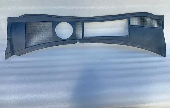 Audi A6 S6 C5 4B Wiper trim 4B1819417C