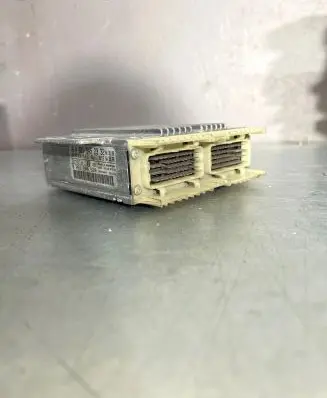Mercedes-Benz E W210 Engine control unit/module 0261204520 A0215452332 26RT4861