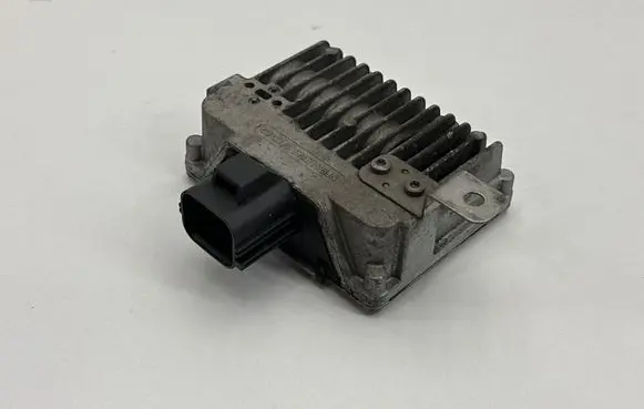 Jaguar XK - XKR Fuel injection pump control unit/module 7W839D372AA 80725125 A2C53124461