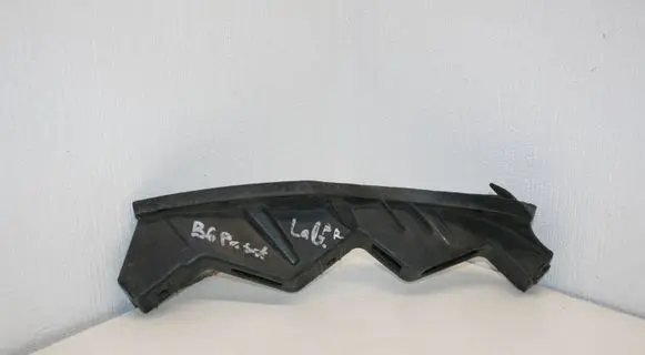 Volkswagen PASSAT B6 Front bumper mounting bracket 3C0807890