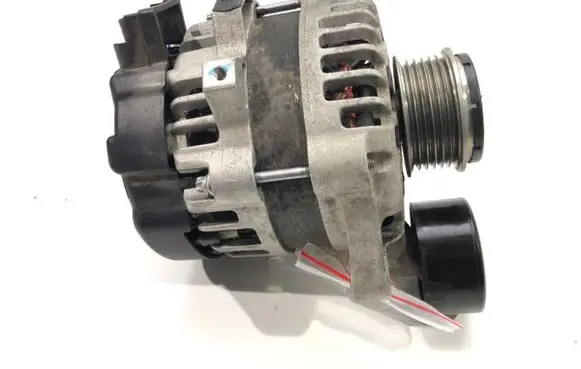 Hyundai i30 Generator/alternator 37300-07400