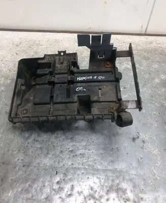 Opel Meriva A Battery tray 13167332