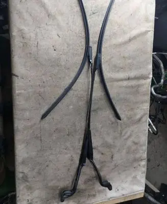 Ford S-MAX Front wiper blade arm 793632