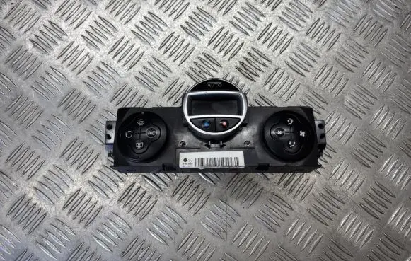 Renault Megane II Climate control unit 69340028 8200501459