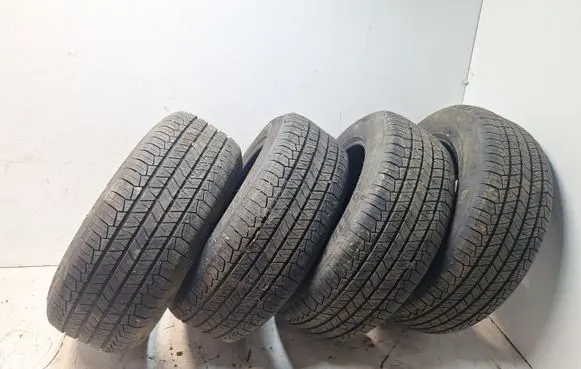 Volvo XC90 R18 winter tire 