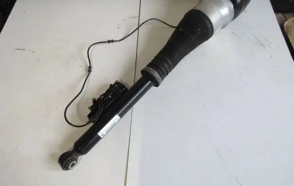 Mercedes-Benz S W222 Rear shock absorber/damper A2223200413