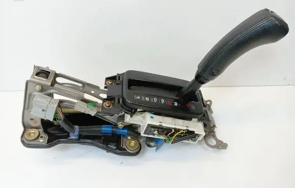 Honda Legend Gear shifter/selector 