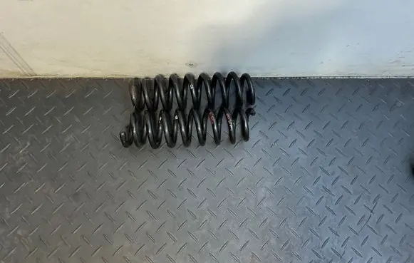 BMW 3 E90 E91 Rear coil spring