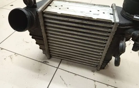 Skoda Octavia Mk1 (1U) Intercooler radiator 96847 2022W33
