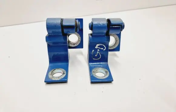 Skoda Octavia Mk3 (5E) Rear door hinge set 8K0831402B A047058