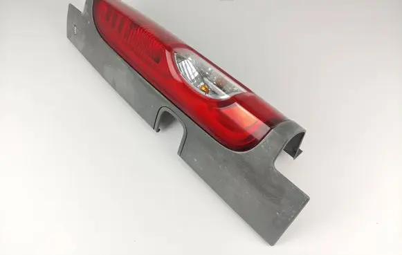 Opel Vivaro Rear/tail lights 93857722