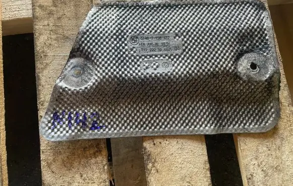 BMW X5 E70 Heat shield in engine bay 51487158412 97772210 9158412