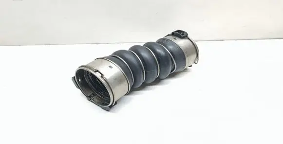 BMW 5 F10 F11 Intercooler hose/pipe 8513451