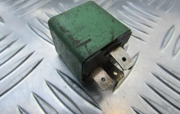 Peugeot 106 Other relay 7905522210