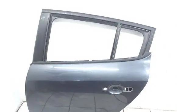 Renault Megane III Rear door