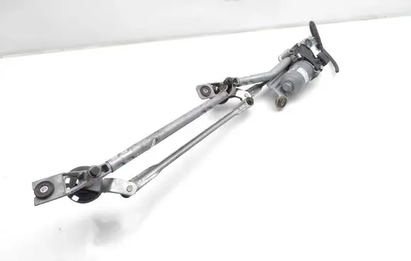 Nissan Pulsar Front wiper linkage and motor 3397021604