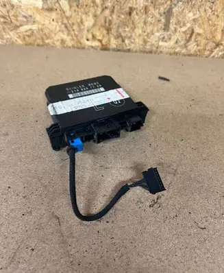 Mercedes-Benz E W210 Door control unit/module 2108207726 6856661