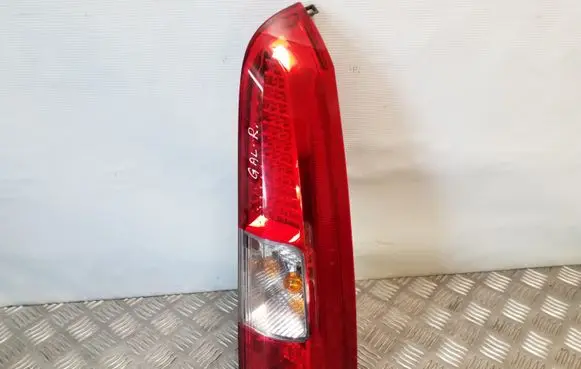 Volvo V70 Rear/tail lights 160986