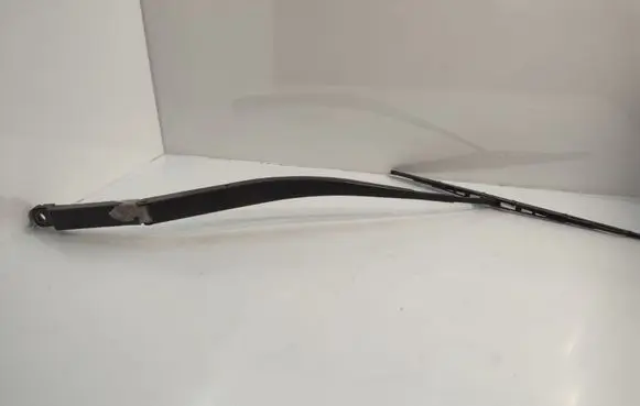 Honda Accord Front wiper blade arm