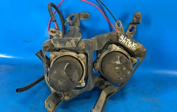 Toyota Tundra II Secondary air pump 176100S010