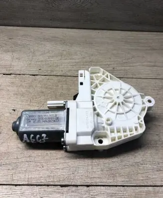 Audi A6 C7 Front door window regulator motor 8K0959802B 140420250331