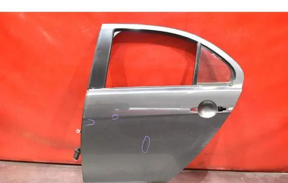 Mitsubishi Lancer VIII Rear door