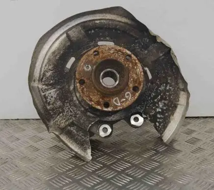 BMW 6 F12 F13 Rear wheel hub 6796146