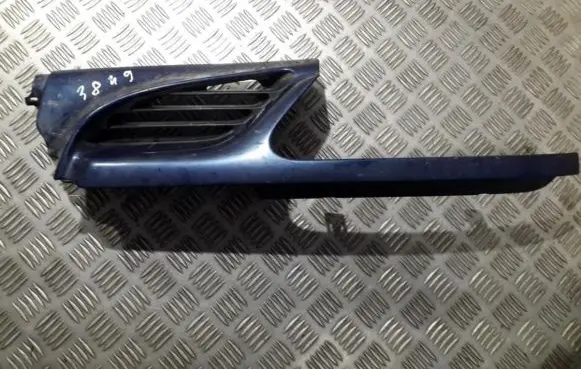 Renault Scenic I Front grill 7700834200