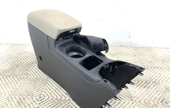 Mazda CX-5 Center console KD45-64441