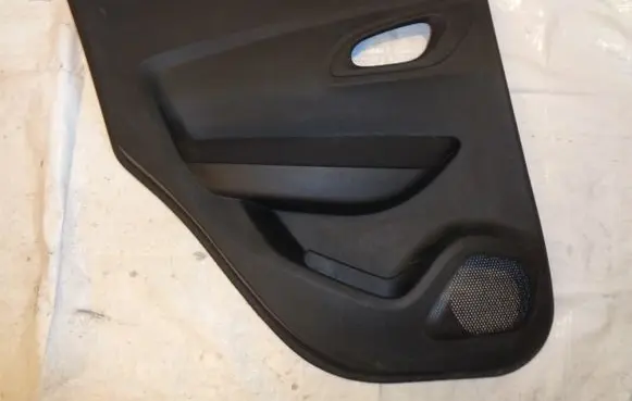 Renault Kadjar Rear door card panel trim