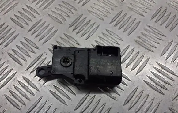 Chevrolet Aveo A/C air flow flap actuator/motor 4526-0661
