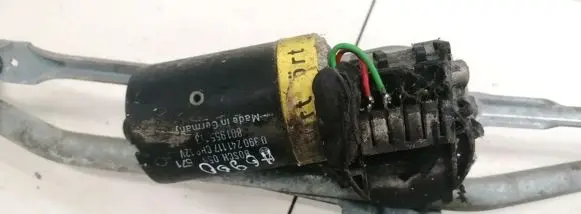 Audi A4 S4 B5 8D Wiper motor 8D1955113 0390241117
