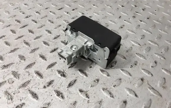 Dacia Sandero III Steering wheel lock 487008065R