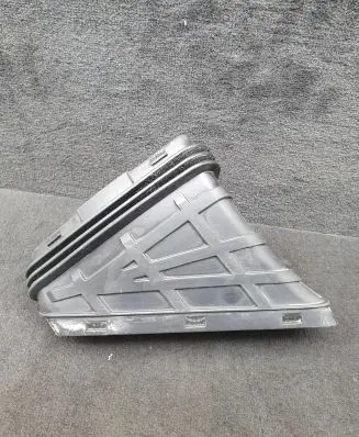 Audi Q5 SQ5 Air intake duct part 8R0129739