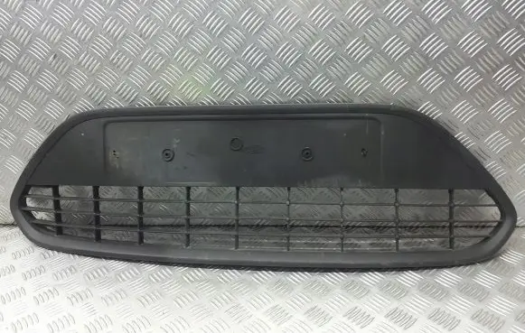 Ford Focus Front grill 8M5117B968A