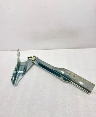 Engine bonnet/hood hinges