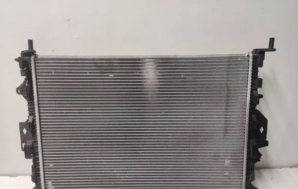 Ford Focus C-MAX Coolant radiator 65615A 2019W24 189689